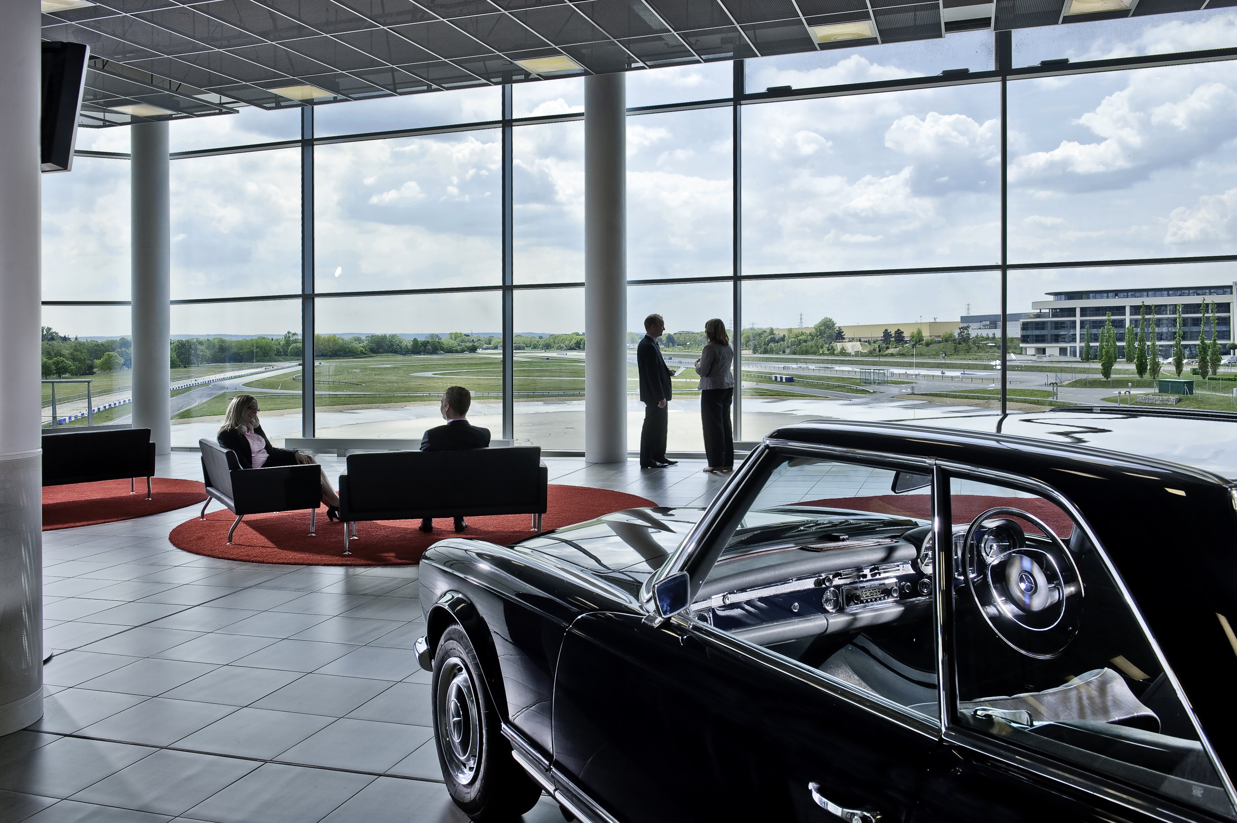 Mercedes Benz World