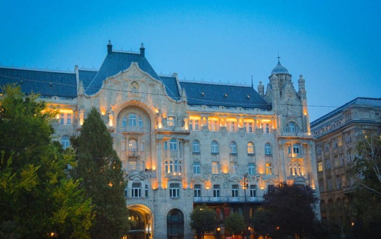 Budapest grand buildings
