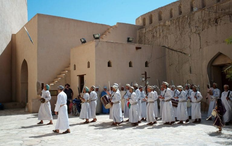 Sword throwing - Muscat